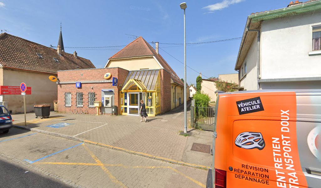 Retrouvez toutes les informations de contacts et horaires d&rsquo;ouverture pour La Poste PFASTATT situé à Pfastatt dans le département Haut-Rhin (68). Pour effectuer envoyer vos colis (colissimo, chronopost, suivi colis), une gestion bancaire (banque postal, French Bank), votre courrier (suivi [&hellip;]