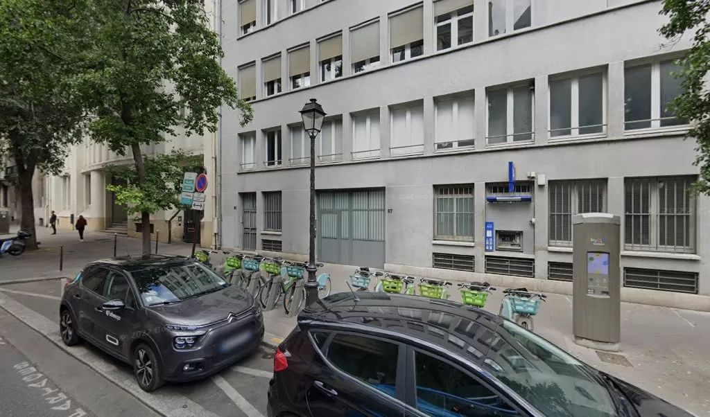 Retrouvez toutes les informations de contacts et horaires d&rsquo;ouverture pour La Poste PARIS ARCHIVES situé à Paris dans le département Paris (75). Pour effectuer envoyer vos colis (colissimo, chronopost, suivi colis), une gestion bancaire (banque postal, French Bank), votre courrier [&hellip;]