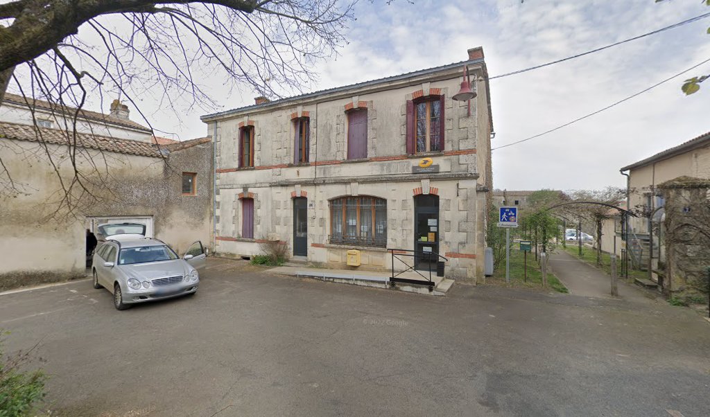 Retrouvez toutes les informations de contacts et horaires d&rsquo;ouverture pour La Poste Agence Communale ARDIN Mairie situé à Ardin dans le département Deux-Sèvres (79). Pour effectuer envoyer vos colis (colissimo, chronopost, suivi colis), une gestion bancaire (banque postal, French Bank), [&hellip;]