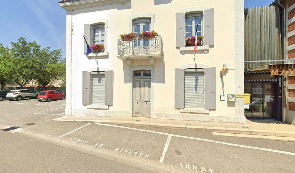 Retrouvez toutes les informations de contacts et horaires d&rsquo;ouverture pour La Poste Agence Communale BESAYES Mairie situé à Besayes dans le département Drôme (26). Pour effectuer envoyer vos colis (colissimo, chronopost, suivi colis), une gestion bancaire (banque postal, French Bank), [&hellip;]