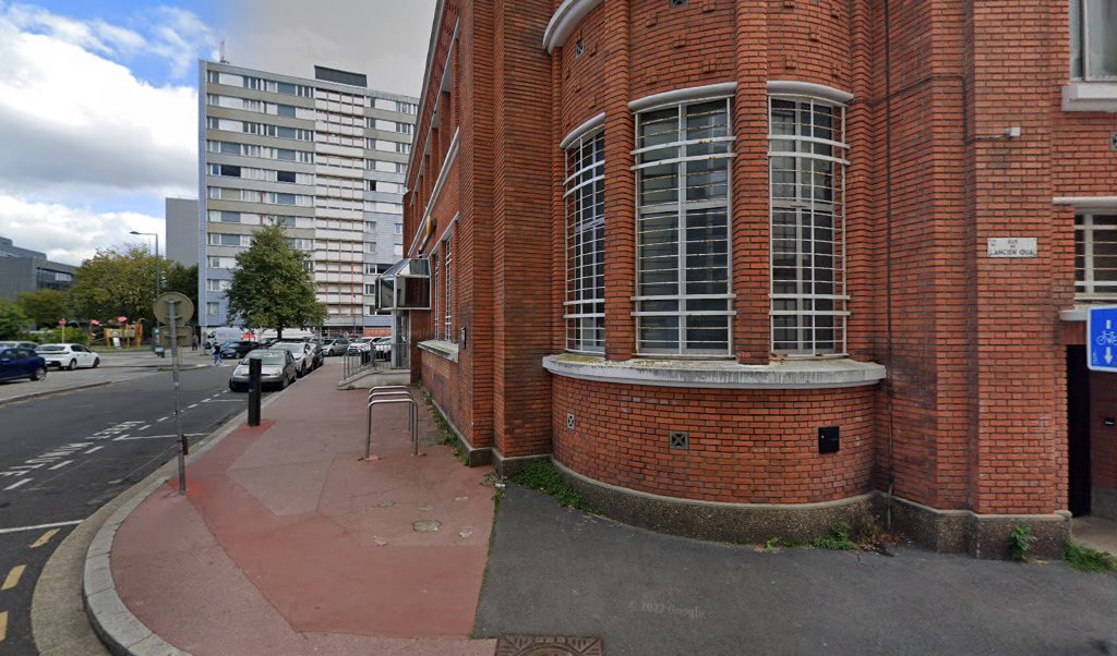 Retrouvez toutes les informations de contacts et horaires d&rsquo;ouverture pour La Poste Espace Clients Pro CHERBOURG PDC1 situé à Cherbourg en cotentin dans le département Manche (50). Pour effectuer envoyer vos colis (colissimo, chronopost, suivi colis), une gestion bancaire (banque [&hellip;]