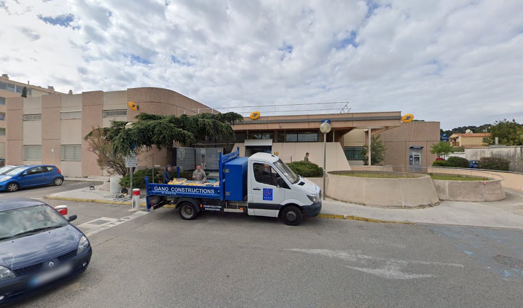 Retrouvez toutes les informations de contacts et horaires d&rsquo;ouverture pour La Poste LA SEYNE SUR MER PRINCIPAL situé à La seyne sur mer dans le département Var (83). Pour effectuer envoyer vos colis (colissimo, chronopost, suivi colis), une gestion bancaire [&hellip;]