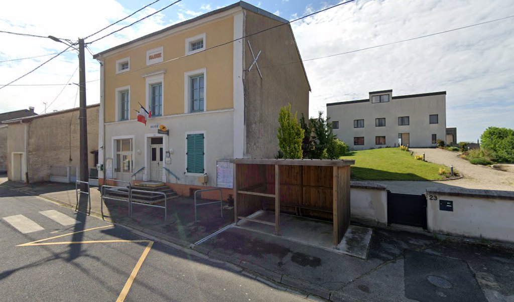 Retrouvez toutes les informations de contacts et horaires d&rsquo;ouverture pour La Poste Agence Communale ST GERMAIN SUR MEUSE Mairie situé à St germain sur meuse dans le département Meuse (55). Pour effectuer envoyer vos colis (colissimo, chronopost, suivi colis), une [&hellip;]