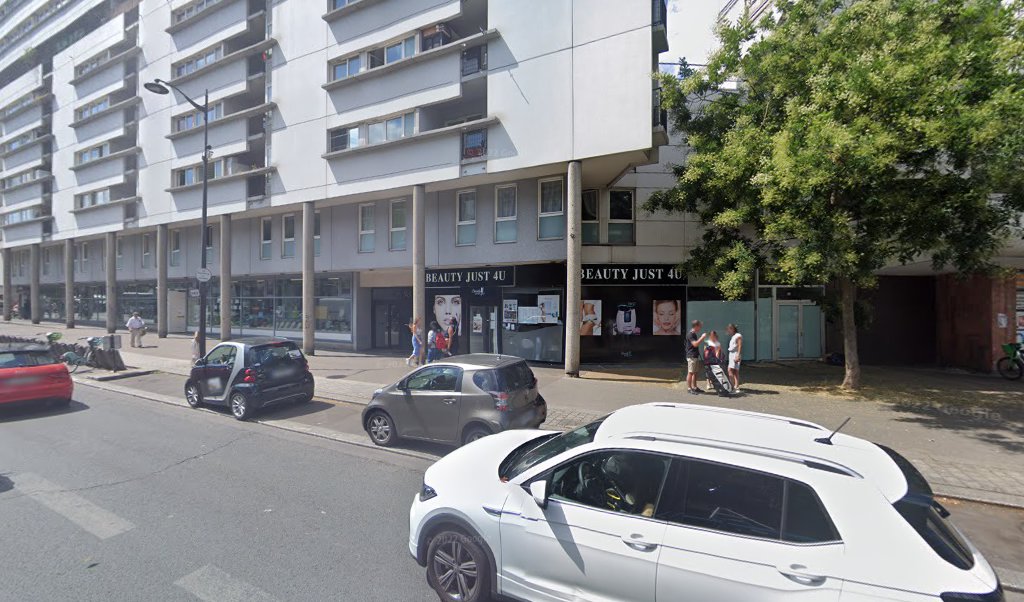Retrouvez toutes les informations de contacts et horaires d&rsquo;ouverture pour La Poste PARIS OURCQ situé à Paris dans le département Paris (75). Pour effectuer envoyer vos colis (colissimo, chronopost, suivi colis), une gestion bancaire (banque postal, French Bank), votre courrier [&hellip;]