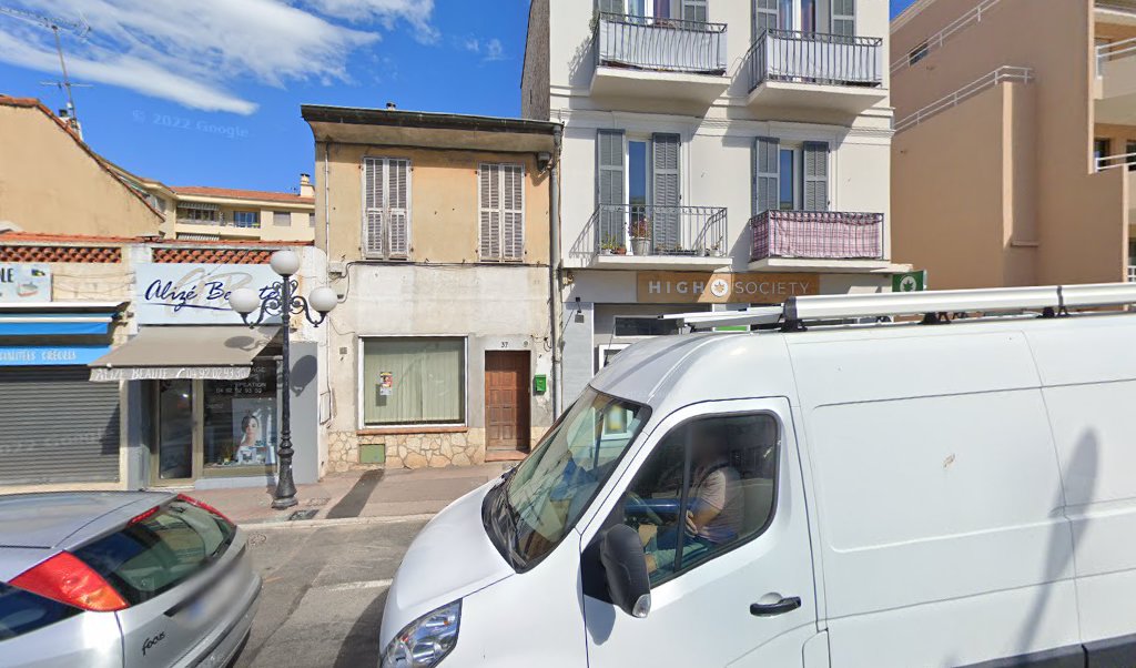 Retrouvez toutes les informations de contacts et horaires d&rsquo;ouverture pour Relais Pickup HIGH SOCIETY situé à Cagnes sur mer dans le département Alpes-Maritimes (06). Pour effectuer envoyer vos colis (colissimo, chronopost, suivi colis), une gestion bancaire (banque postal, French Bank), [&hellip;]