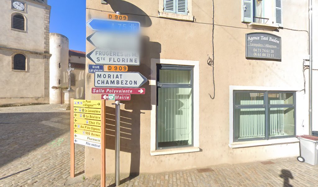 Retrouvez toutes les informations de contacts et horaires d&rsquo;ouverture pour La Poste LEMPDES SUR ALLAGNON situé à Lempdes sur allagnon dans le département Haute-Loire (43). Pour effectuer envoyer vos colis (colissimo, chronopost, suivi colis), une gestion bancaire (banque postal, French [&hellip;]