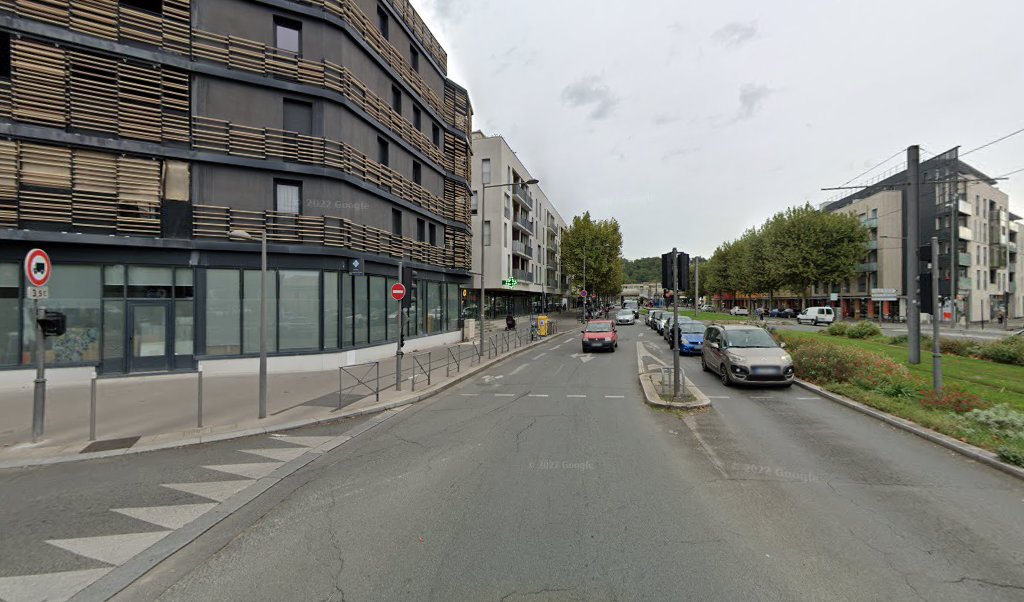 Retrouvez toutes les informations de contacts et horaires d&rsquo;ouverture pour La Poste CENON JEAN JAURES situé à Cenon dans le département Gironde (33). Pour effectuer envoyer vos colis (colissimo, chronopost, suivi colis), une gestion bancaire (banque postal, French Bank), votre [&hellip;]