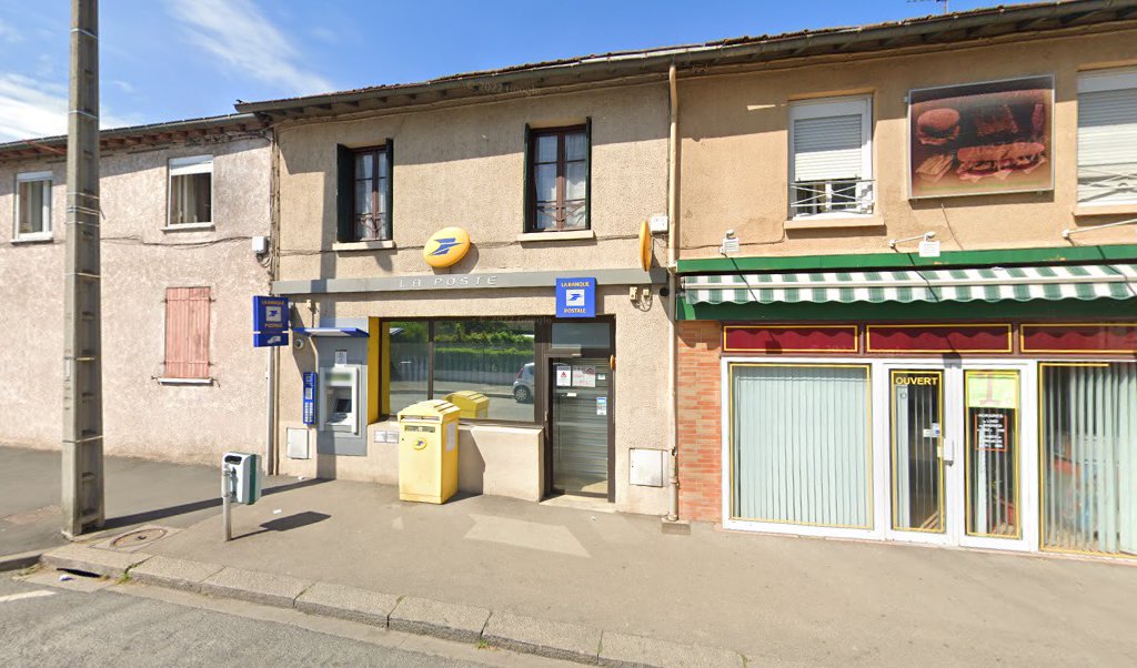 Retrouvez toutes les informations de contacts et horaires d&rsquo;ouverture pour La Poste VILLEFRANCHE SUR SAONE BELIGNY situé à Villefranche sur saone dans le département Rhône (69). Pour effectuer envoyer vos colis (colissimo, chronopost, suivi colis), une gestion bancaire (banque postal, [&hellip;]