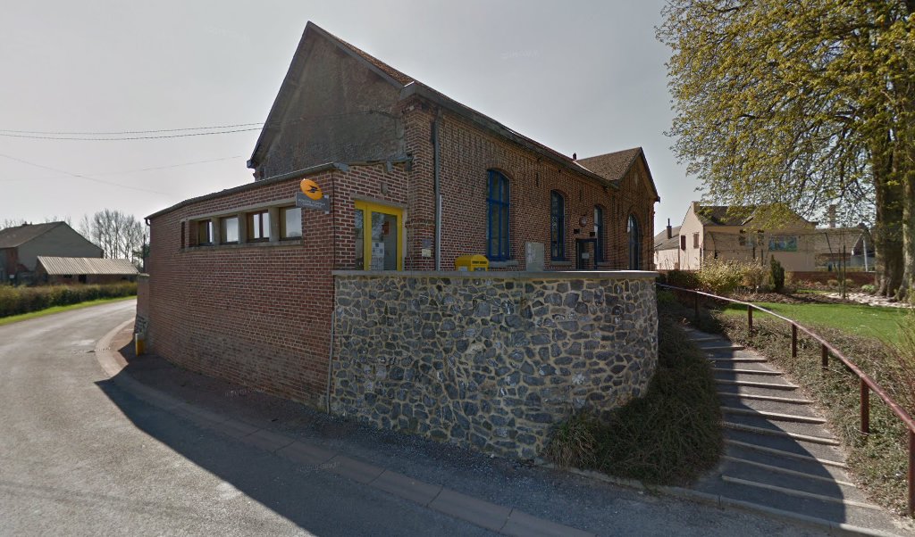Retrouvez toutes les informations de contacts et horaires d&rsquo;ouverture pour La Poste Agence Communale OHAIN Mairie situé à Ohain dans le département Nord (59). Pour effectuer envoyer vos colis (colissimo, chronopost, suivi colis), une gestion bancaire (banque postal, French Bank), [&hellip;]