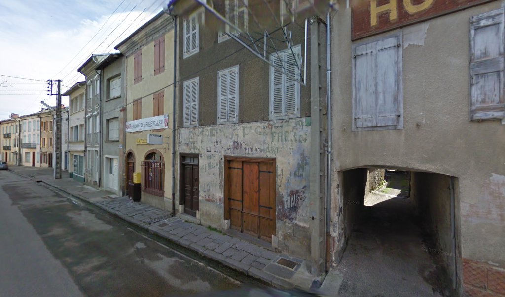 Retrouvez toutes les informations de contacts et horaires d&rsquo;ouverture pour La Poste SAURAT situé à Saurat dans le département Ariège (09). Pour effectuer envoyer vos colis (colissimo, chronopost, suivi colis), une gestion bancaire (banque postal, French Bank), votre courrier (suivi [&hellip;]
