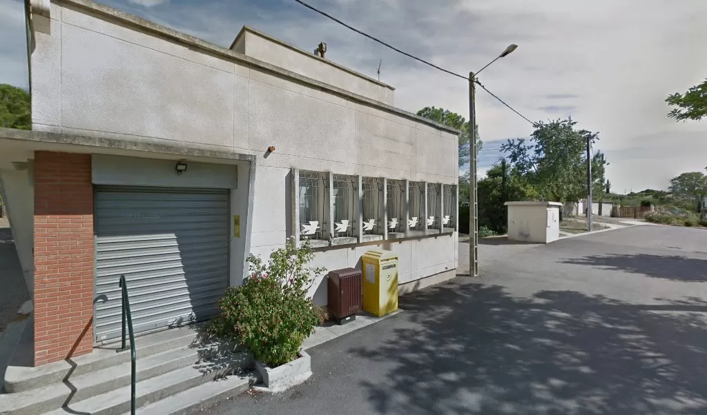 Retrouvez toutes les informations de contacts et horaires d&rsquo;ouverture pour La Poste VENDEMIAN situé à Vendemian dans le département Hérault (34). Pour effectuer envoyer vos colis (colissimo, chronopost, suivi colis), une gestion bancaire (banque postal, French Bank), votre courrier (suivi [&hellip;]