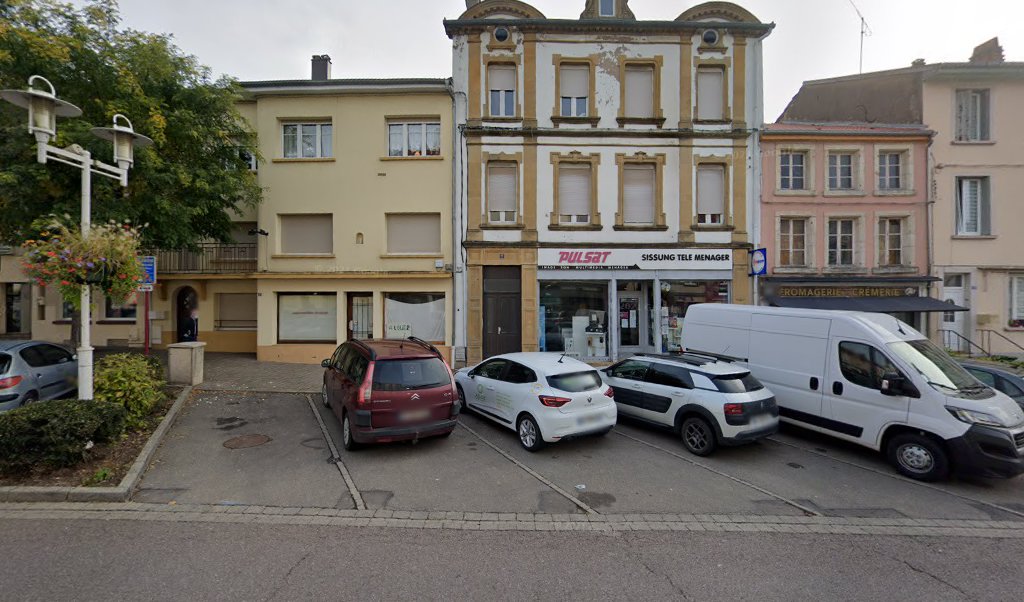 Retrouvez toutes les informations de contacts et horaires d&rsquo;ouverture pour Relais Pickup PULSAT SISSUNG MENAGER situé à Morhange dans le département Moselle (57). Pour effectuer envoyer vos colis (colissimo, chronopost, suivi colis), une gestion bancaire (banque postal, French Bank), votre [&hellip;]