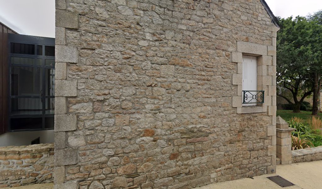 Retrouvez toutes les informations de contacts et horaires d&rsquo;ouverture pour La Poste Agence Communale GUENIN Mairie situé à Guenin dans le département Morbihan (56). Pour effectuer envoyer vos colis (colissimo, chronopost, suivi colis), une gestion bancaire (banque postal, French Bank), [&hellip;]