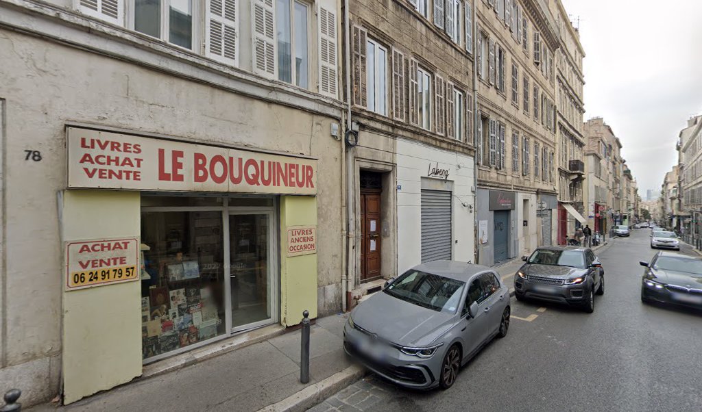 Retrouvez toutes les informations de contacts et horaires d&rsquo;ouverture pour Relais Pickup LABENG situé à Marseille dans le département Bouches-du-Rhône (13). Pour effectuer envoyer vos colis (colissimo, chronopost, suivi colis), une gestion bancaire (banque postal, French Bank), votre courrier (suivi [&hellip;]