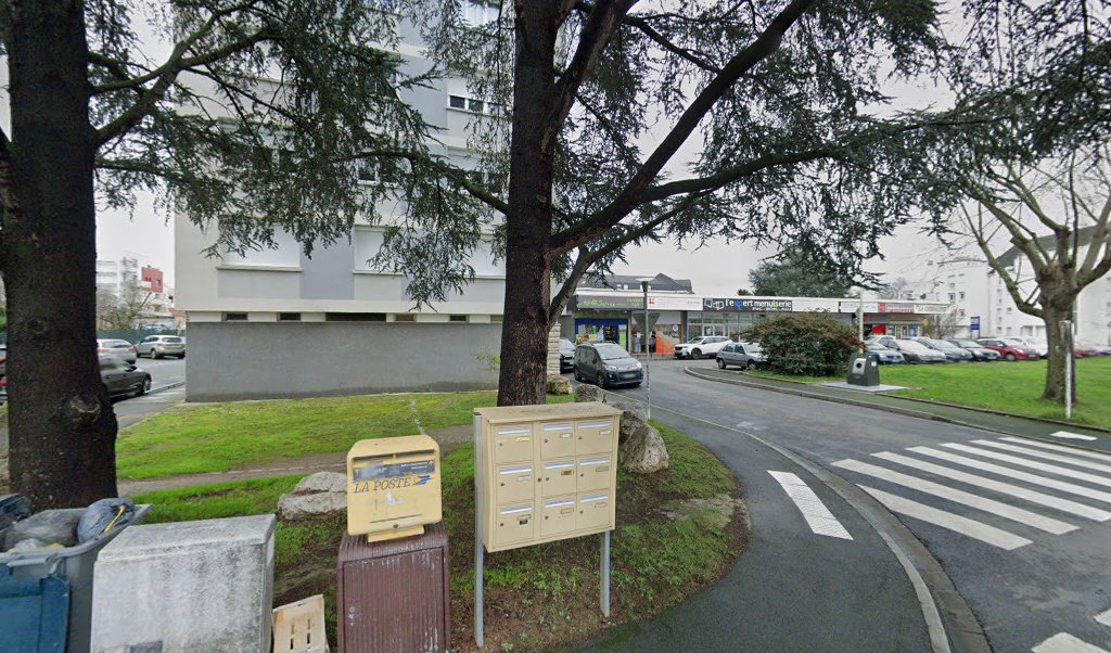 Retrouvez toutes les informations de contacts et horaires d&rsquo;ouverture pour Relais Pickup EPI SERVICE situé à Tours dans le département Indre-et-Loire (37). Pour effectuer envoyer vos colis (colissimo, chronopost, suivi colis), une gestion bancaire (banque postal, French Bank), votre courrier [&hellip;]
