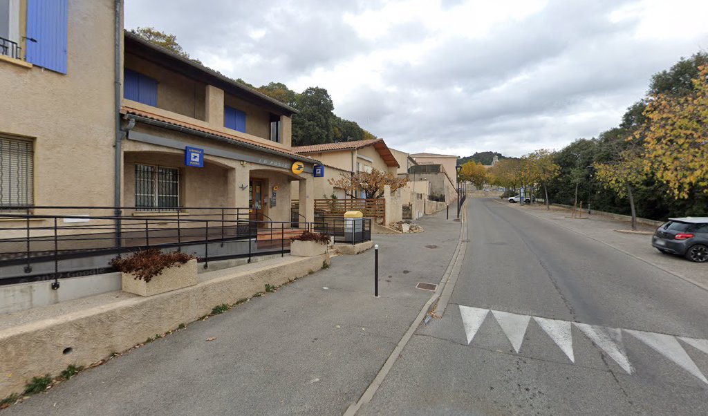 Retrouvez toutes les informations de contacts et horaires d&rsquo;ouverture pour La Poste VILLENEUVE situé à Villeneuve dans le département Alpes-de-Haute-Provence (04). Pour effectuer envoyer vos colis (colissimo, chronopost, suivi colis), une gestion bancaire (banque postal, French Bank), votre courrier (suivi [&hellip;]