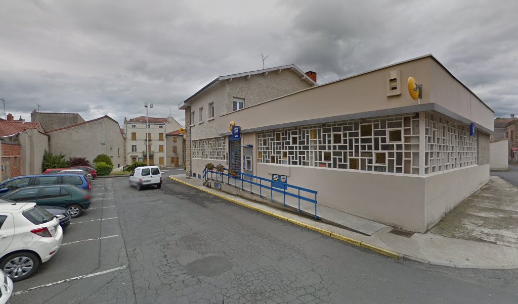 Retrouvez toutes les informations de contacts et horaires d&rsquo;ouverture pour La Poste LANGEAC situé à Langeac dans le département Haute-Loire (43). Pour effectuer envoyer vos colis (colissimo, chronopost, suivi colis), une gestion bancaire (banque postal, French Bank), votre courrier (suivi [&hellip;]
