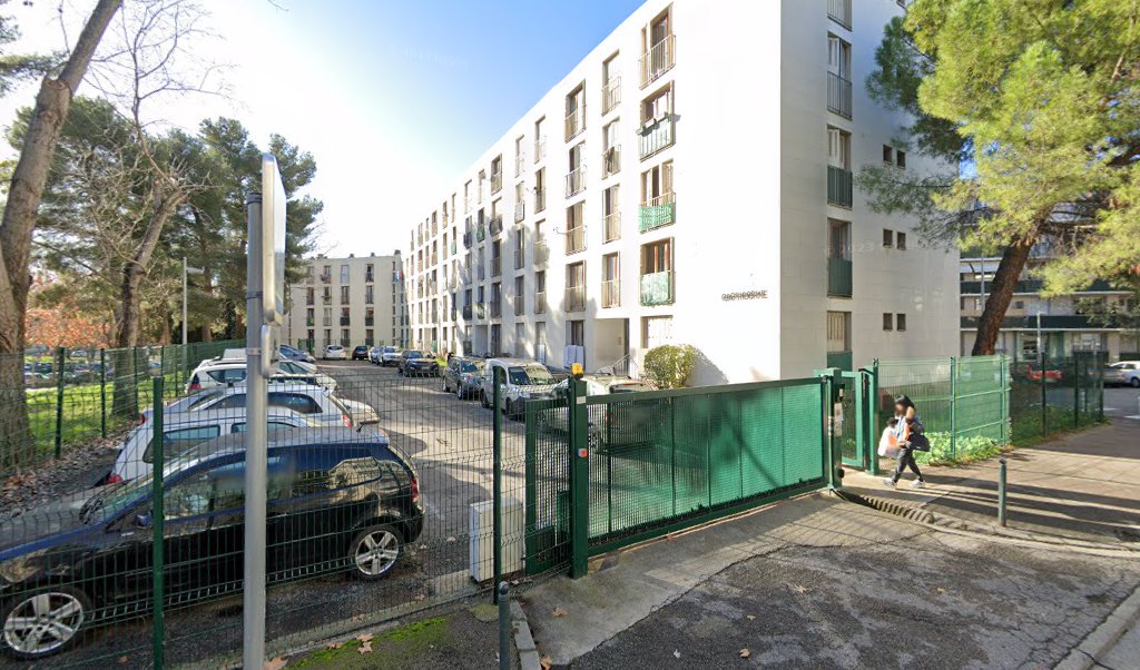 Retrouvez toutes les informations de contacts et horaires d&rsquo;ouverture pour Relais Pickup AUX SAVEURS DES SAISONS situé à Aix en provence dans le département Bouches-du-Rhône (13). Pour effectuer envoyer vos colis (colissimo, chronopost, suivi colis), une gestion bancaire (banque postal, [&hellip;]