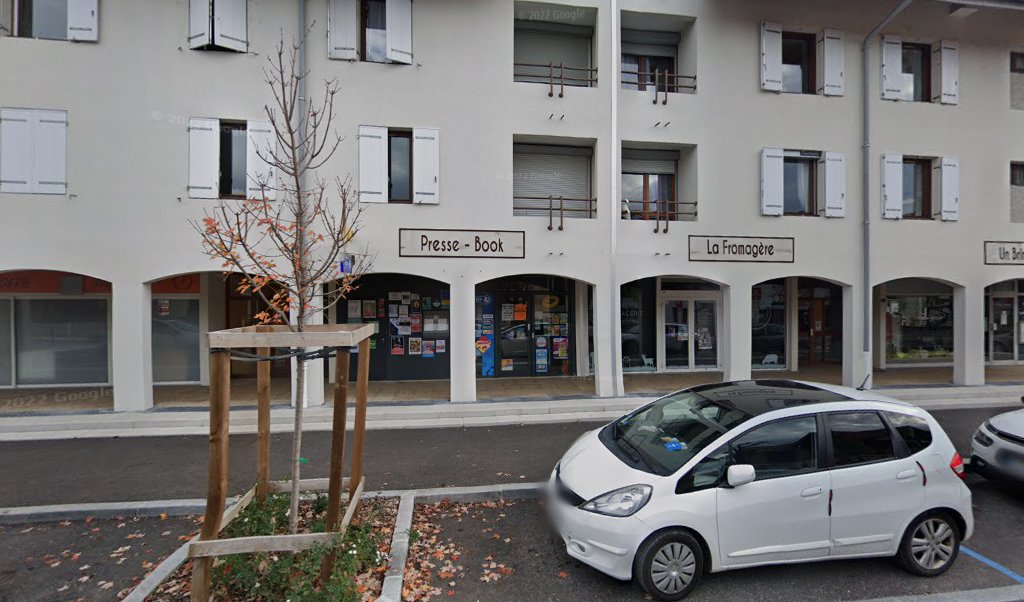 Retrouvez toutes les informations de contacts et horaires d&rsquo;ouverture pour La Poste Relais EPAGNY METZ TESSY situé à Epagny metz tessy dans le département Haute-Savoie (74). Pour effectuer envoyer vos colis (colissimo, chronopost, suivi colis), une gestion bancaire (banque postal, [&hellip;]
