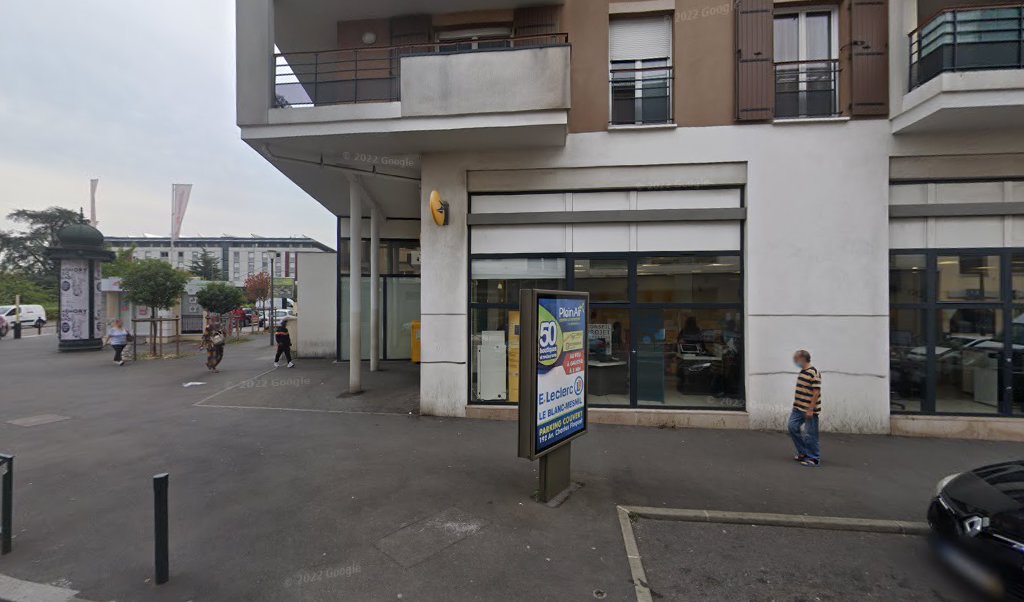 Retrouvez toutes les informations de contacts et horaires d&rsquo;ouverture pour La Poste LE BLANC MESNIL PRINCIPAL situé à Le blanc mesnil dans le département Seine-Saint-Denis (93). Pour effectuer envoyer vos colis (colissimo, chronopost, suivi colis), une gestion bancaire (banque postal, [&hellip;]