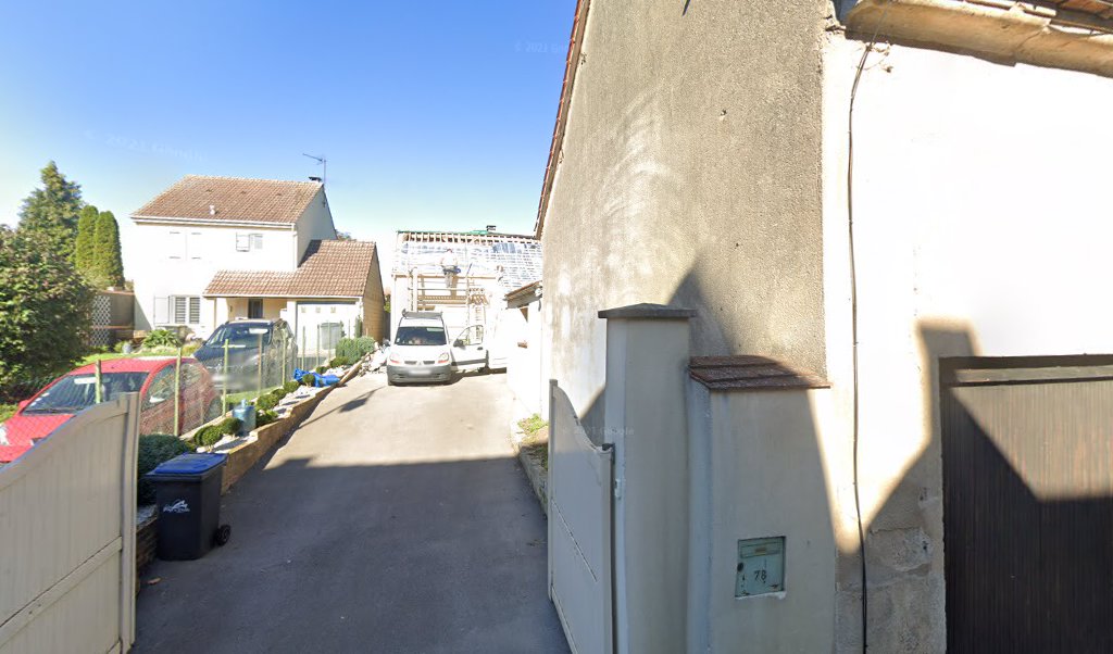 Retrouvez toutes les informations de contacts et horaires d&rsquo;ouverture pour La Poste ERCUIS situé à Ercuis dans le département Oise (60). Pour effectuer envoyer vos colis (colissimo, chronopost, suivi colis), une gestion bancaire (banque postal, French Bank), votre courrier (suivi [&hellip;]