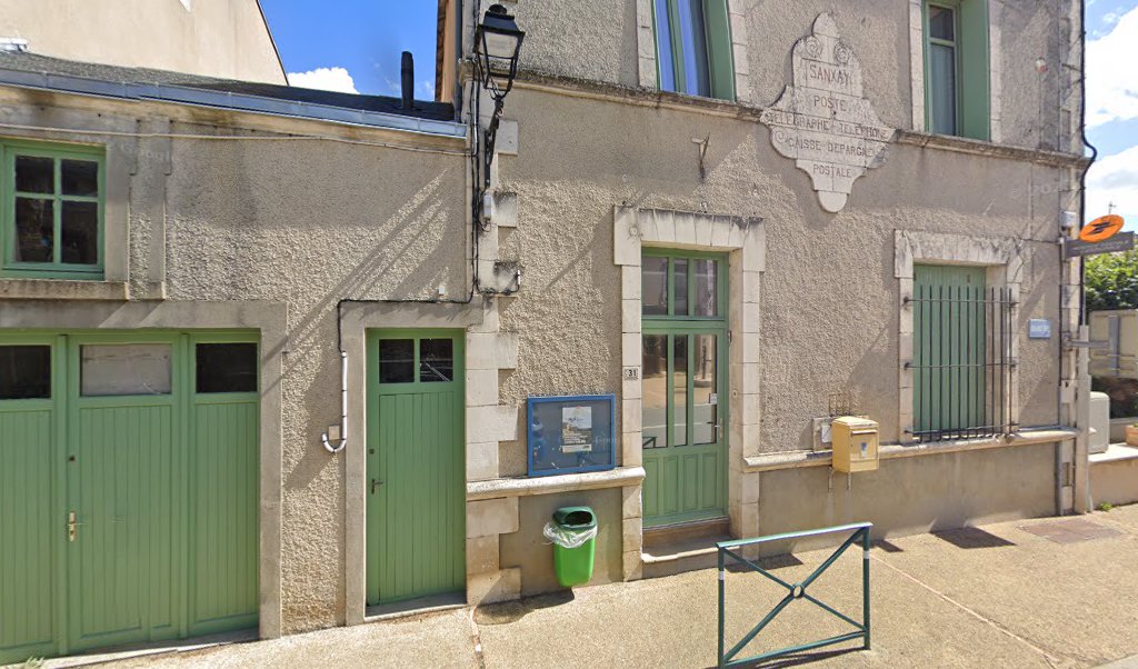 Retrouvez toutes les informations de contacts et horaires d&rsquo;ouverture pour La Poste Agence Communale SANXAY Mairie situé à Sanxay dans le département Vienne (86). Pour effectuer envoyer vos colis (colissimo, chronopost, suivi colis), une gestion bancaire (banque postal, French Bank), [&hellip;]