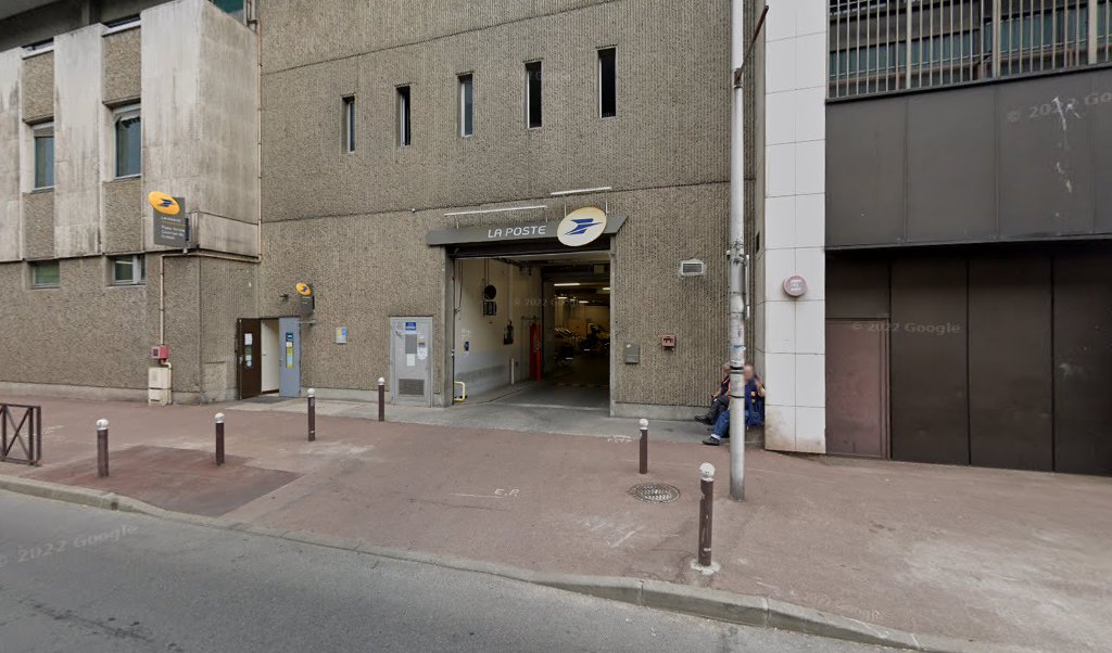 Retrouvez toutes les informations de contacts et horaires d&rsquo;ouverture pour La Poste CRETEIL LAC situé à Creteil dans le département Val-de-Marne (94). Pour effectuer envoyer vos colis (colissimo, chronopost, suivi colis), une gestion bancaire (banque postal, French Bank), votre courrier [&hellip;]
