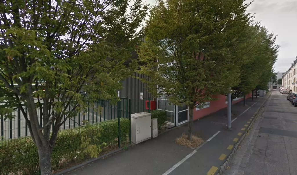 Retrouvez toutes les informations de contacts et horaires d&rsquo;ouverture pour Relais Pickup LA POSTE CARREPRO ROUEN situé à Rouen dans le département Seine-Maritime (76). Pour effectuer envoyer vos colis (colissimo, chronopost, suivi colis), une gestion bancaire (banque postal, French Bank), [&hellip;]