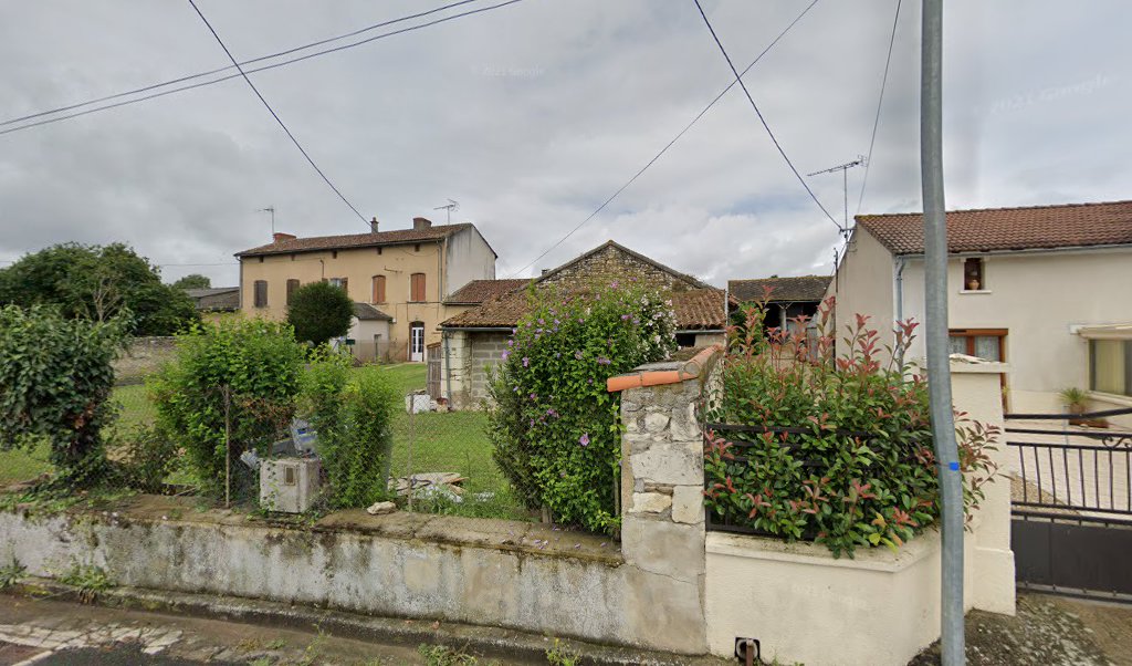 Retrouvez toutes les informations de contacts et horaires d&rsquo;ouverture pour La Poste Agence Communale DOUSSAY Mairie situé à Doussay dans le département Vienne (86). Pour effectuer envoyer vos colis (colissimo, chronopost, suivi colis), une gestion bancaire (banque postal, French Bank), [&hellip;]