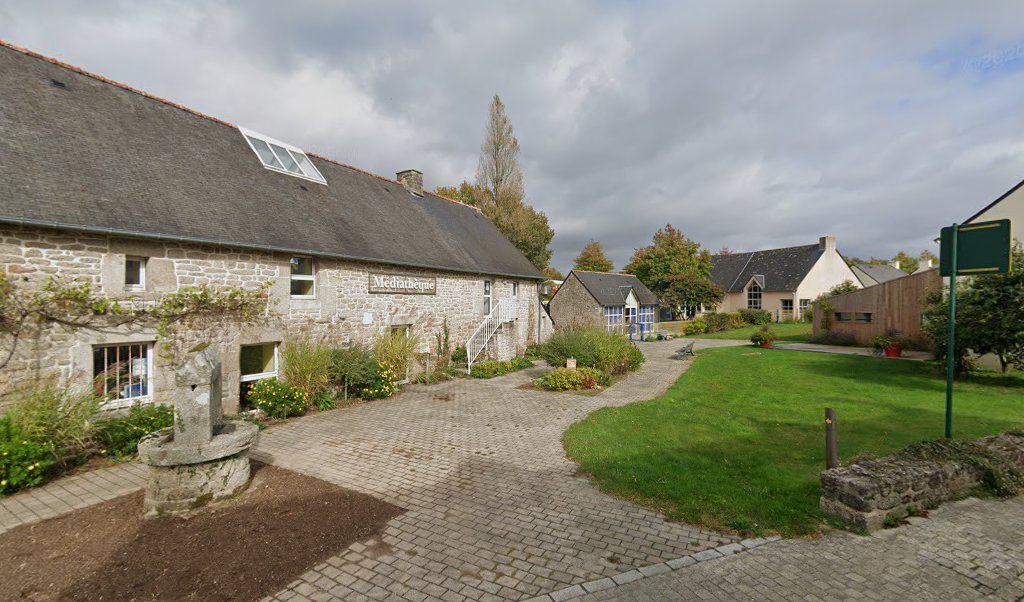 Retrouvez toutes les informations de contacts et horaires d&rsquo;ouverture pour La Poste Agence Communale MALGUENAC Mairie situé à Malguenac dans le département Morbihan (56). Pour effectuer envoyer vos colis (colissimo, chronopost, suivi colis), une gestion bancaire (banque postal, French Bank), [&hellip;]