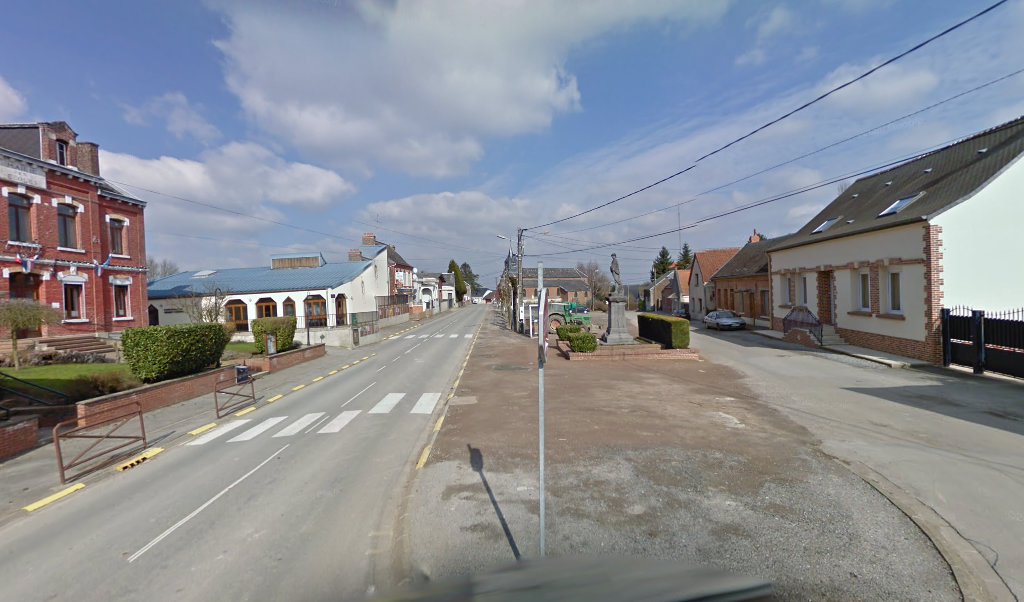 Retrouvez toutes les informations de contacts et horaires d&rsquo;ouverture pour La Poste Agence Communale MENNEVRET Mairie situé à Mennevret dans le département Aisne (02). Pour effectuer envoyer vos colis (colissimo, chronopost, suivi colis), une gestion bancaire (banque postal, French Bank), [&hellip;]