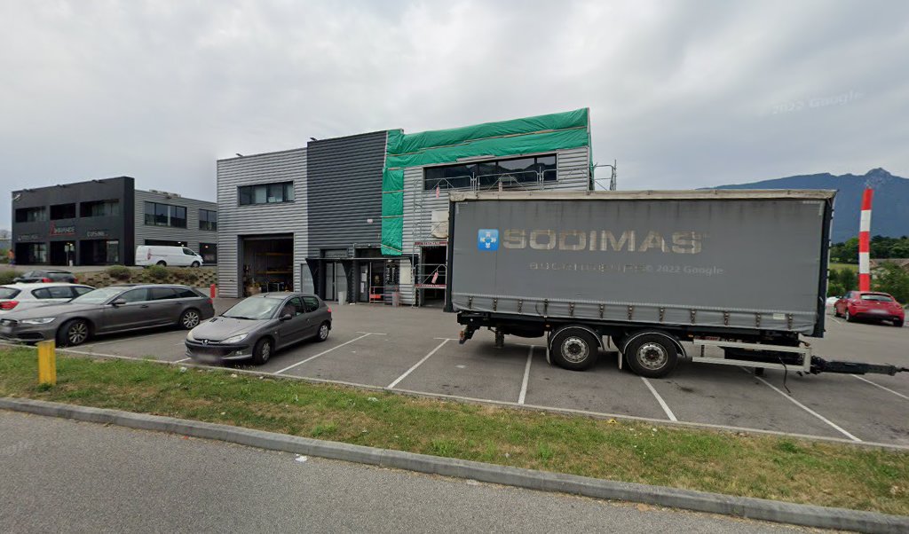 Retrouvez toutes les informations de contacts et horaires d&rsquo;ouverture pour Relais Pickup LA CAVE DE DRUMETTAZ situé à Drumettaz clarafond dans le département Savoie (73). Pour effectuer envoyer vos colis (colissimo, chronopost, suivi colis), une gestion bancaire (banque postal, French [&hellip;]