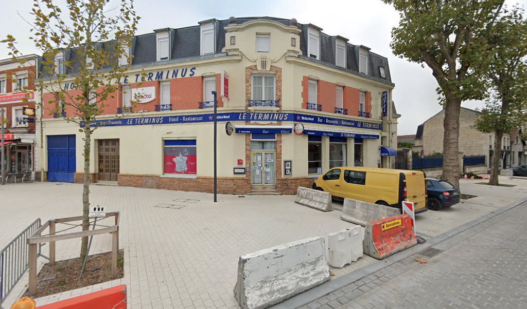 Retrouvez toutes les informations de contacts et horaires d&rsquo;ouverture pour Relais Pickup LE TERMINUS situé à Soissons dans le département Aisne (02). Pour effectuer envoyer vos colis (colissimo, chronopost, suivi colis), une gestion bancaire (banque postal, French Bank), votre courrier [&hellip;]