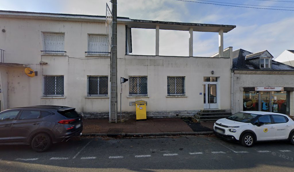 Retrouvez toutes les informations de contacts et horaires d&rsquo;ouverture pour La Poste CHATEAU LA VALLIERE situé à Chateau la valliere dans le département Indre-et-Loire (37). Pour effectuer envoyer vos colis (colissimo, chronopost, suivi colis), une gestion bancaire (banque postal, French [&hellip;]