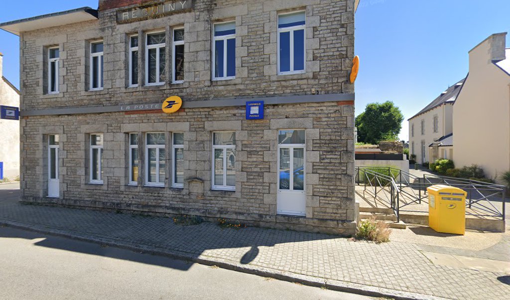Retrouvez toutes les informations de contacts et horaires d&rsquo;ouverture pour La Poste REGUINY situé à Reguiny dans le département Morbihan (56). Pour effectuer envoyer vos colis (colissimo, chronopost, suivi colis), une gestion bancaire (banque postal, French Bank), votre courrier (suivi [&hellip;]