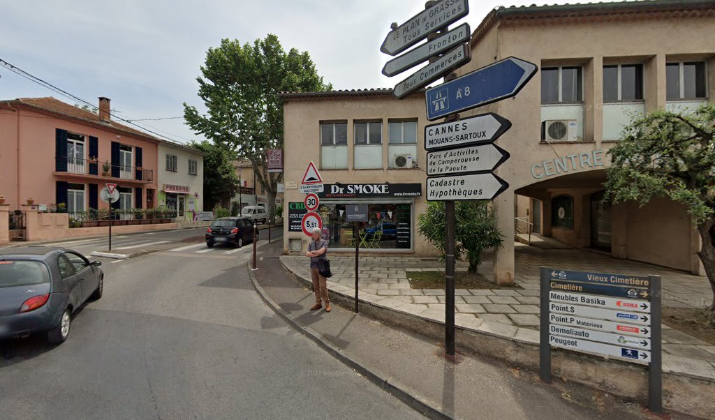 Retrouvez toutes les informations de contacts et horaires d&rsquo;ouverture pour Relais Pickup DR SMOKE situé à Grasse dans le département Alpes-Maritimes (06). Pour effectuer envoyer vos colis (colissimo, chronopost, suivi colis), une gestion bancaire (banque postal, French Bank), votre courrier [&hellip;]