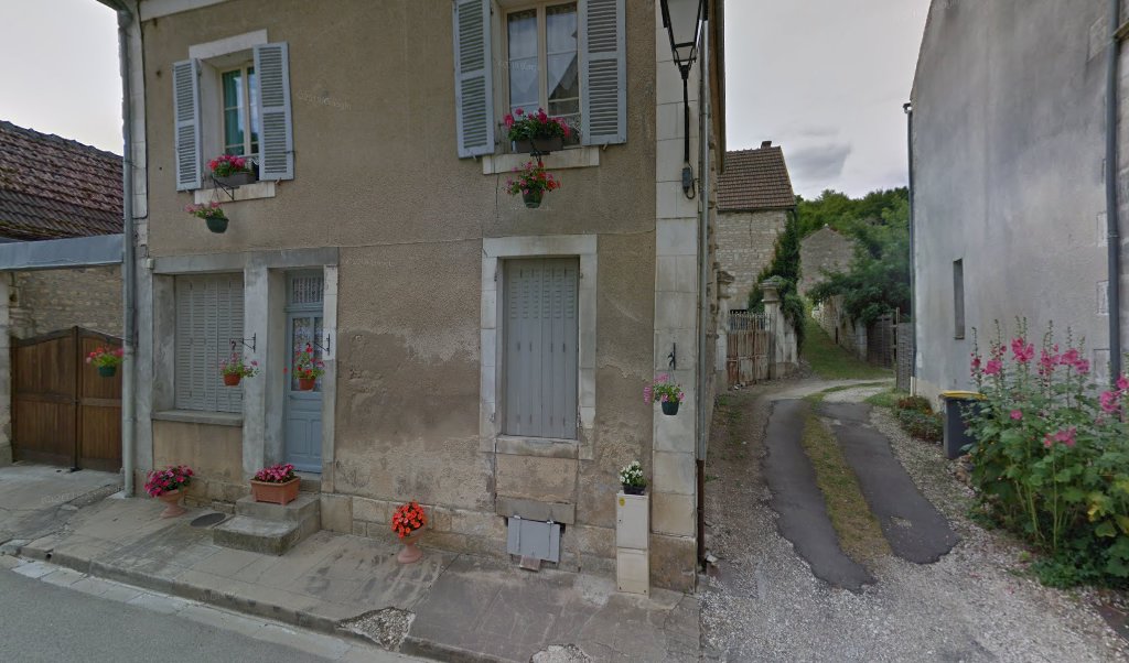 Retrouvez toutes les informations de contacts et horaires d&rsquo;ouverture pour La Poste Agence Communale CHARENTENAY Mairie situé à Charentenay dans le département Yonne (89). Pour effectuer envoyer vos colis (colissimo, chronopost, suivi colis), une gestion bancaire (banque postal, French Bank), [&hellip;]