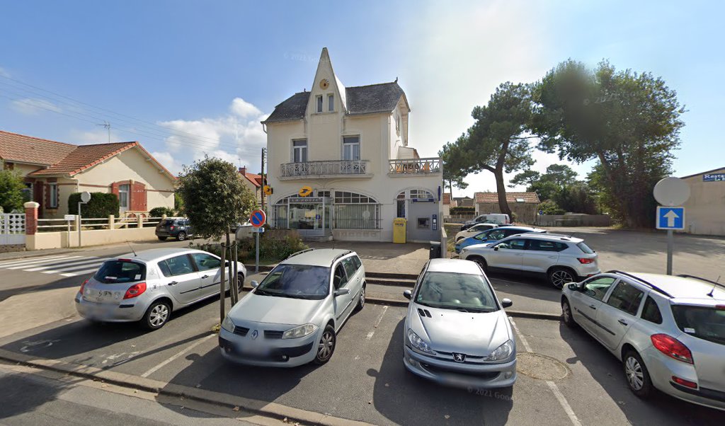 Retrouvez toutes les informations de contacts et horaires d&rsquo;ouverture pour La Poste THARON PLAGE situé à St michel chef chef dans le département Loire-Atlantique (44). Pour effectuer envoyer vos colis (colissimo, chronopost, suivi colis), une gestion bancaire (banque postal, French [&hellip;]