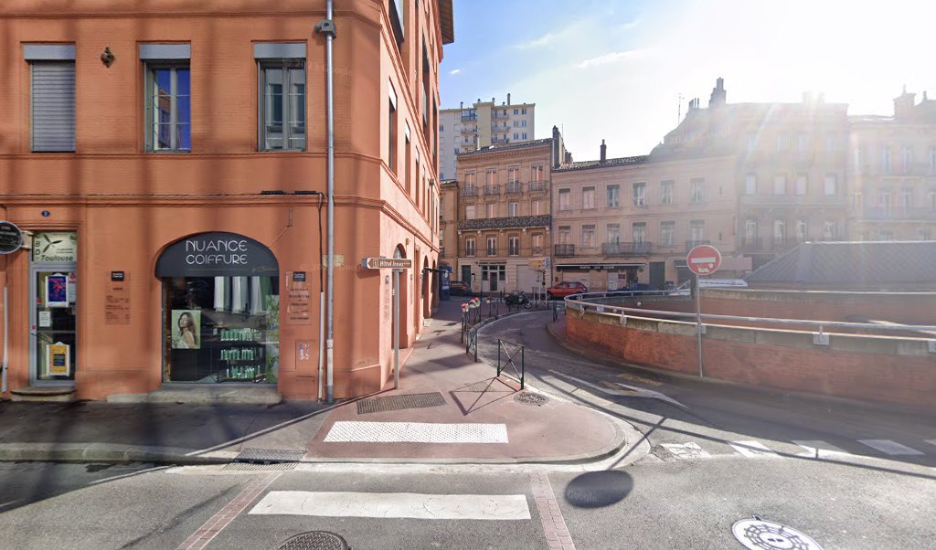 Retrouvez toutes les informations de contacts et horaires d&rsquo;ouverture pour Relais Pickup CBD TOULOUSE situé à Toulouse dans le département Haute-Garonne (31). Pour effectuer envoyer vos colis (colissimo, chronopost, suivi colis), une gestion bancaire (banque postal, French Bank), votre courrier [&hellip;]