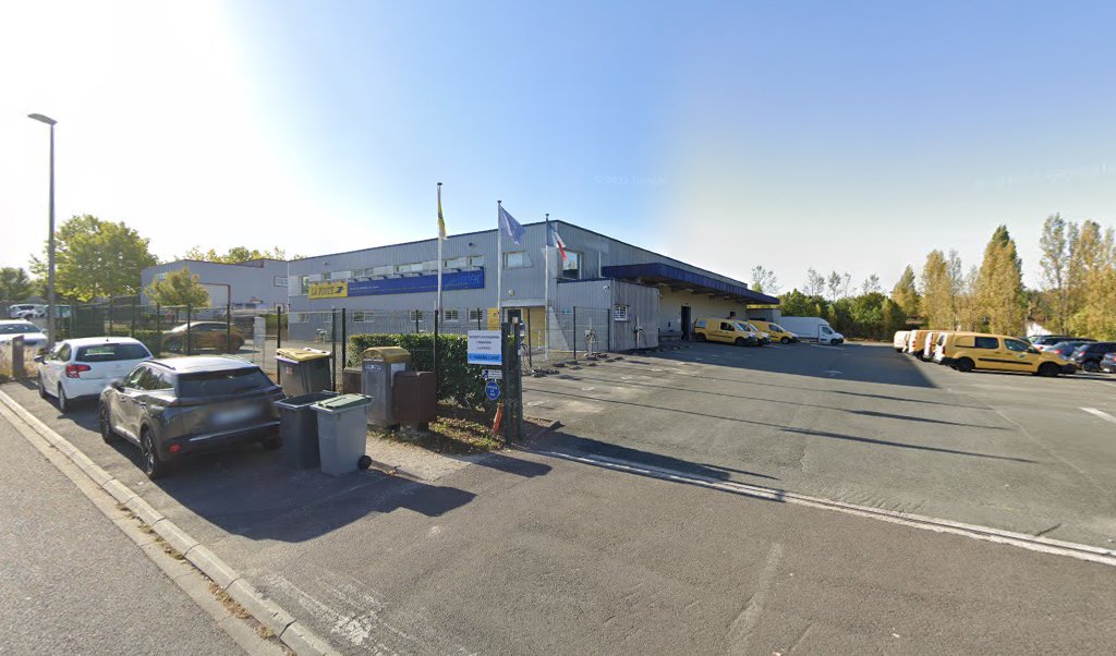 Retrouvez toutes les informations de contacts et horaires d&rsquo;ouverture pour La Poste Espace Clients Pro COGNAC PDC1 situé à Cognac dans le département Charente (16). Pour effectuer envoyer vos colis (colissimo, chronopost, suivi colis), une gestion bancaire (banque postal, French [&hellip;]
