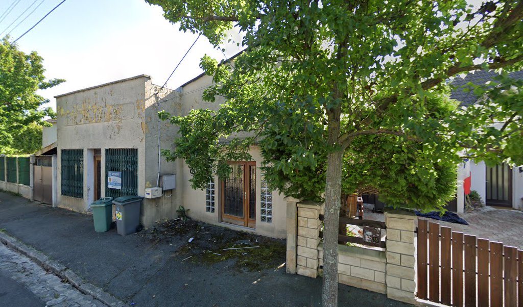 Retrouvez toutes les informations de contacts et horaires d&rsquo;ouverture pour Relais Pickup KALLEN situé à Viry chatillon dans le département Essonne (91). Pour effectuer envoyer vos colis (colissimo, chronopost, suivi colis), une gestion bancaire (banque postal, French Bank), votre courrier [&hellip;]