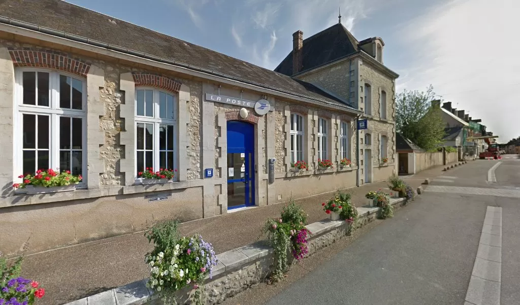 Retrouvez toutes les informations de contacts et horaires d&rsquo;ouverture pour La Poste LE THEIL situé à Val au perche dans le département Orne (61). Pour effectuer envoyer vos colis (colissimo, chronopost, suivi colis), une gestion bancaire (banque postal, French Bank), [&hellip;]