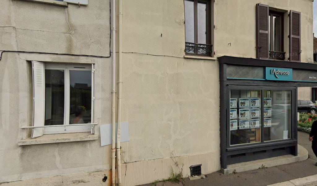 Retrouvez toutes les informations de contacts et horaires d&rsquo;ouverture pour La Poste NEMOURS situé à Nemours dans le département Seine-et-Marne (77). Pour effectuer envoyer vos colis (colissimo, chronopost, suivi colis), une gestion bancaire (banque postal, French Bank), votre courrier (suivi [&hellip;]
