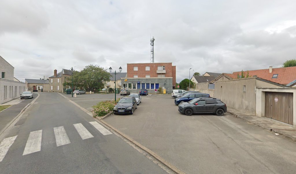 Retrouvez toutes les informations de contacts et horaires d&rsquo;ouverture pour La Poste VOVES situé à Les villages voveens dans le département Eure-et-Loir (28). Pour effectuer envoyer vos colis (colissimo, chronopost, suivi colis), une gestion bancaire (banque postal, French Bank), votre [&hellip;]