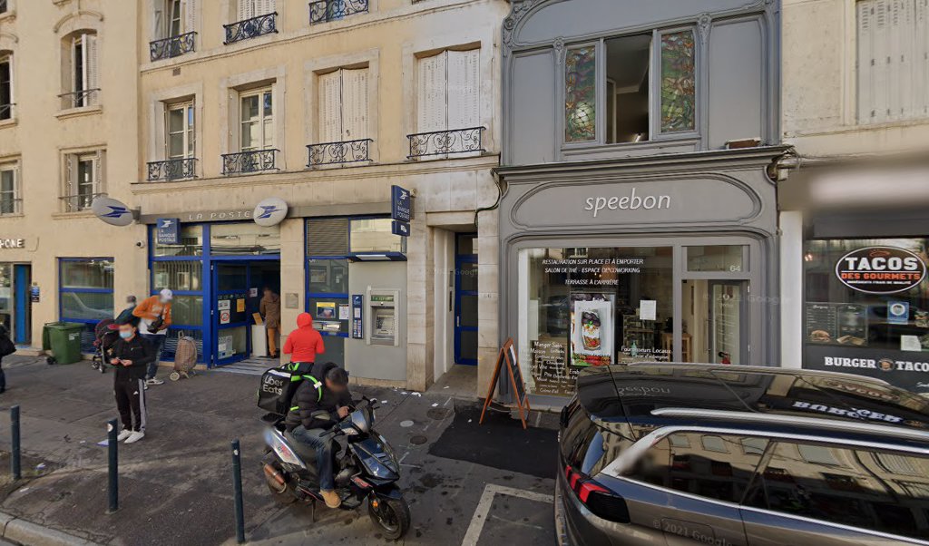 Retrouvez toutes les informations de contacts et horaires d&rsquo;ouverture pour La Poste NANCY MARCHE situé à Nancy dans le département Meurthe-et-Moselle (54). Pour effectuer envoyer vos colis (colissimo, chronopost, suivi colis), une gestion bancaire (banque postal, French Bank), votre courrier [&hellip;]