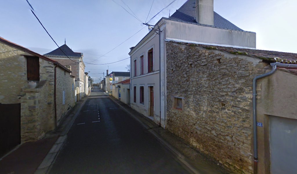 Retrouvez toutes les informations de contacts et horaires d&rsquo;ouverture pour La Poste Relais FAVERAYE MACHELLES BAR DU LAYON situé à Bellevigne en layon dans le département Maine-et-Loire (49). Pour effectuer envoyer vos colis (colissimo, chronopost, suivi colis), une gestion bancaire [&hellip;]
