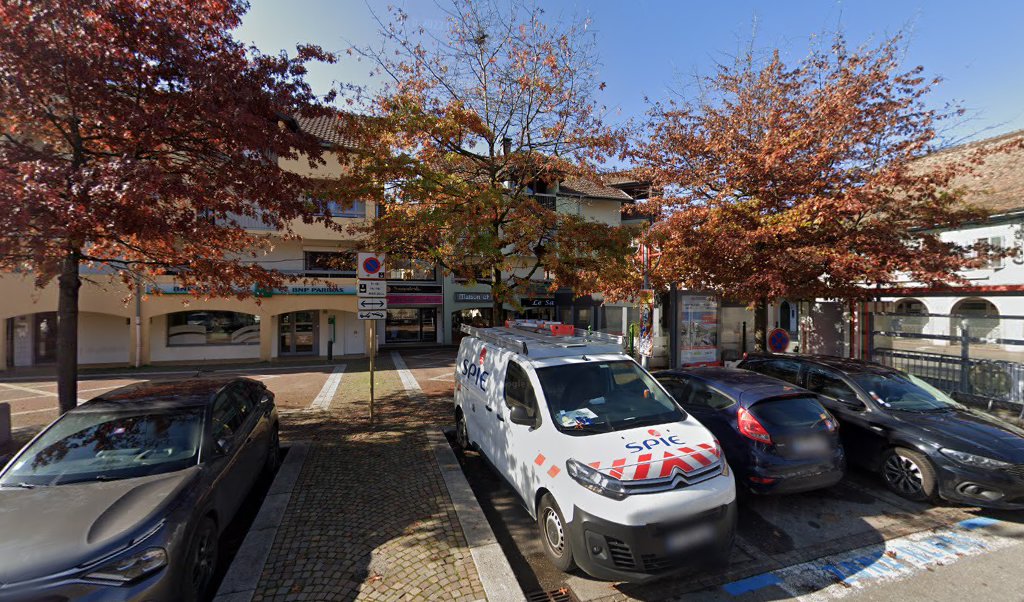 Retrouvez toutes les informations de contacts et horaires d&rsquo;ouverture pour Relais Pickup MAISON ET BIJOUX situé à Douvaine dans le département Haute-Savoie (74). Pour effectuer envoyer vos colis (colissimo, chronopost, suivi colis), une gestion bancaire (banque postal, French Bank), votre [&hellip;]