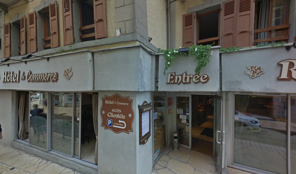 Retrouvez toutes les informations de contacts et horaires d&rsquo;ouverture pour Relais Pickup LOSSERAND SPORT VILLE situé à Thones dans le département Haute-Savoie (74). Pour effectuer envoyer vos colis (colissimo, chronopost, suivi colis), une gestion bancaire (banque postal, French Bank), votre [&hellip;]