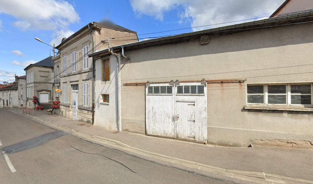 Retrouvez toutes les informations de contacts et horaires d&rsquo;ouverture pour La Poste Agence Communale TREVERAY Mairie situé à Treveray dans le département Meuse (55). Pour effectuer envoyer vos colis (colissimo, chronopost, suivi colis), une gestion bancaire (banque postal, French Bank), [&hellip;]