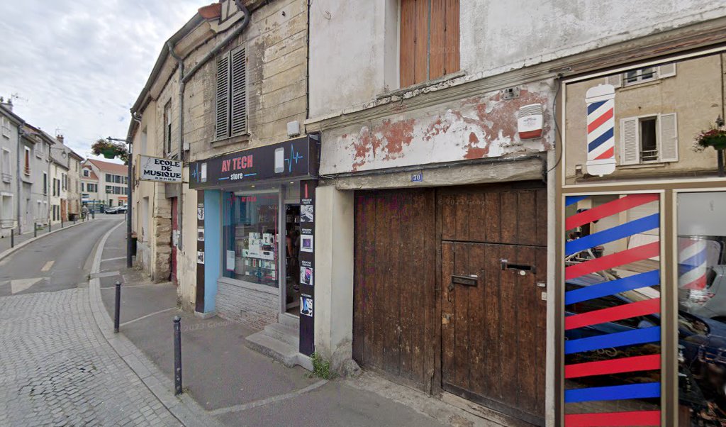 Retrouvez toutes les informations de contacts et horaires d&rsquo;ouverture pour Relais Pickup REPHONE situé à Herblay sur seine dans le département Val-D&rsquo;Oise (95). Pour effectuer envoyer vos colis (colissimo, chronopost, suivi colis), une gestion bancaire (banque postal, French Bank), votre [&hellip;]